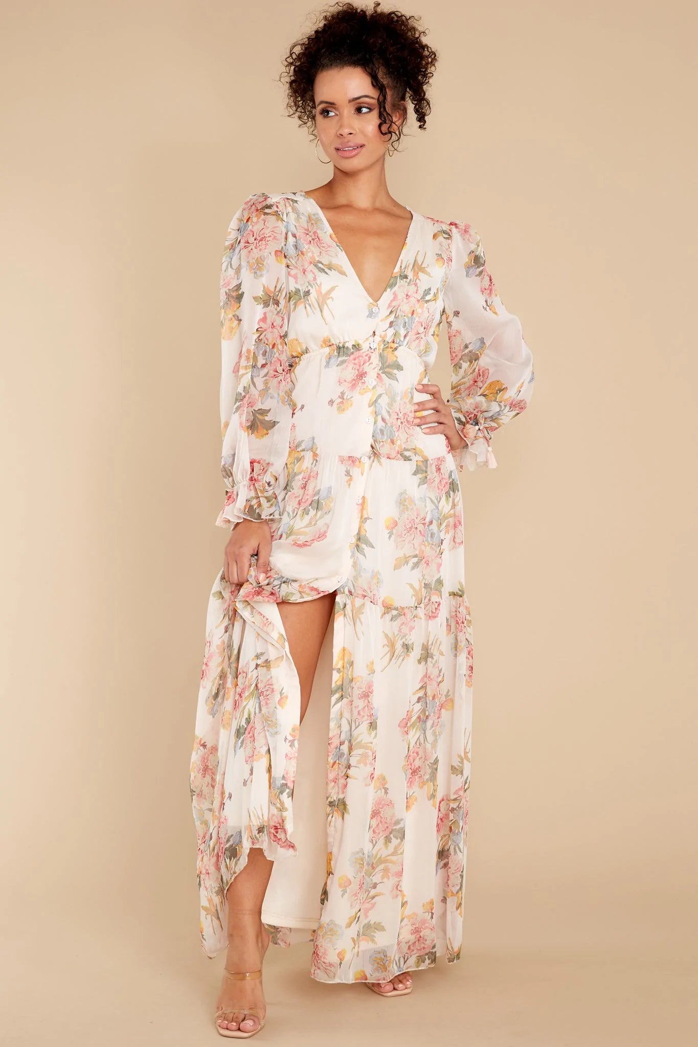 Enchanting Looks Blush Floral Print Maxi Dress - qrack theme