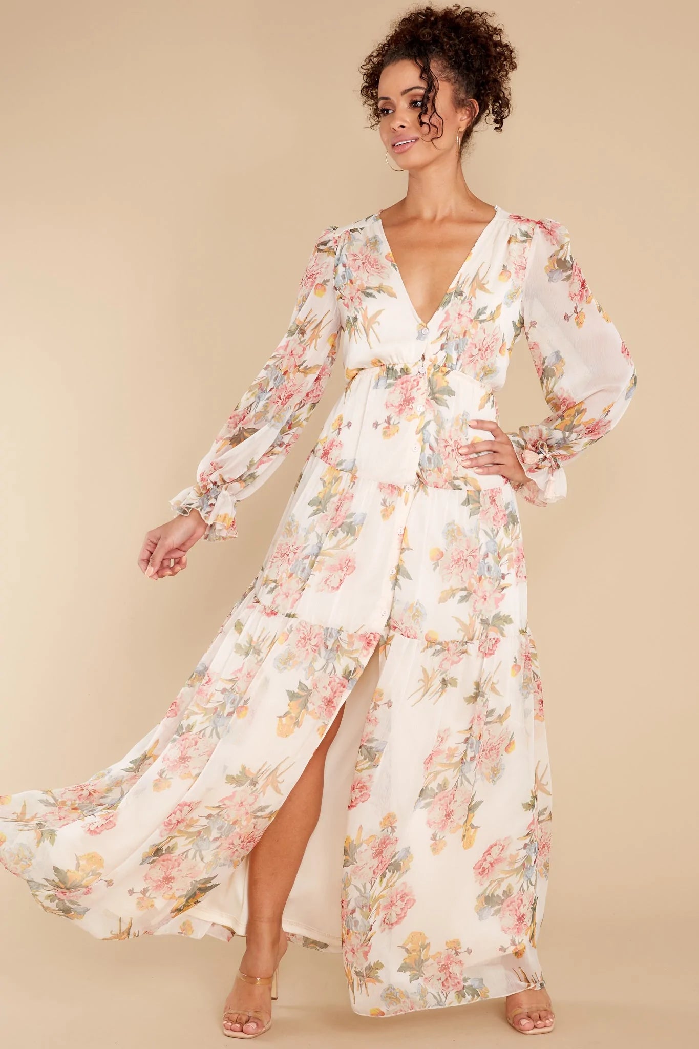 Enchanting Looks Blush Floral Print Maxi Dress - qrack theme
