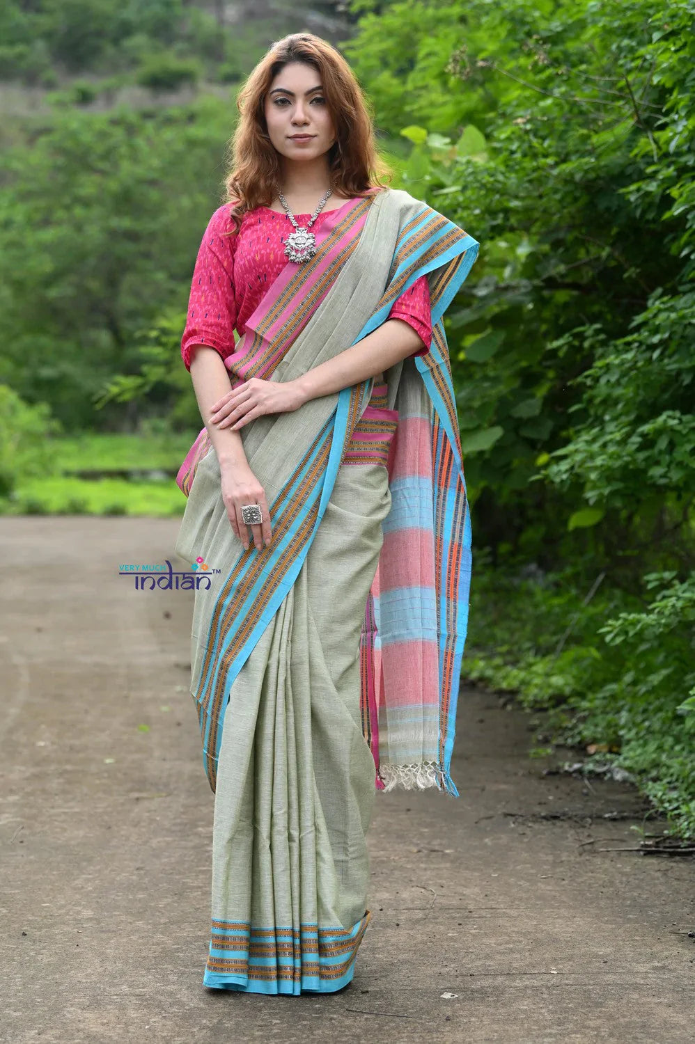 Traditional Patteda Anchu Ilkal Handloom Saree~ Gage Green With Multicolor Border - qrack theme