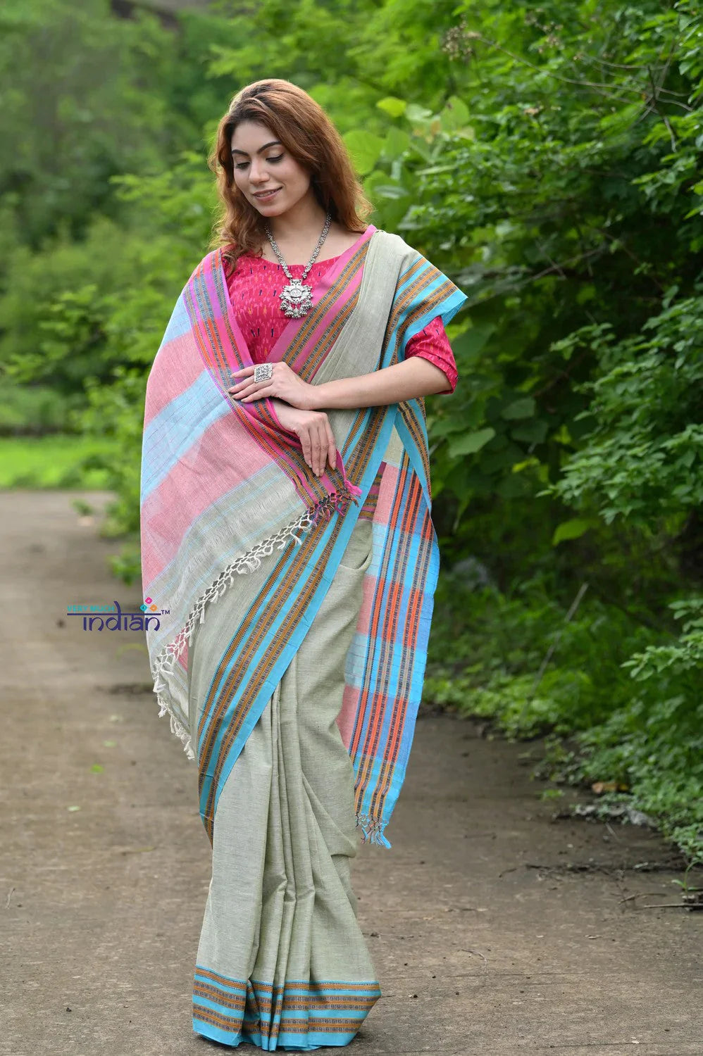 Traditional Patteda Anchu Ilkal Handloom Saree~ Gage Green With Multicolor Border - qrack theme